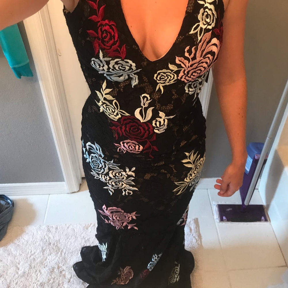 Black lace gown with floral rose embroidery NWT